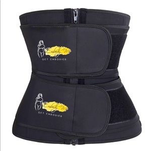 New Waist trainer. Size S